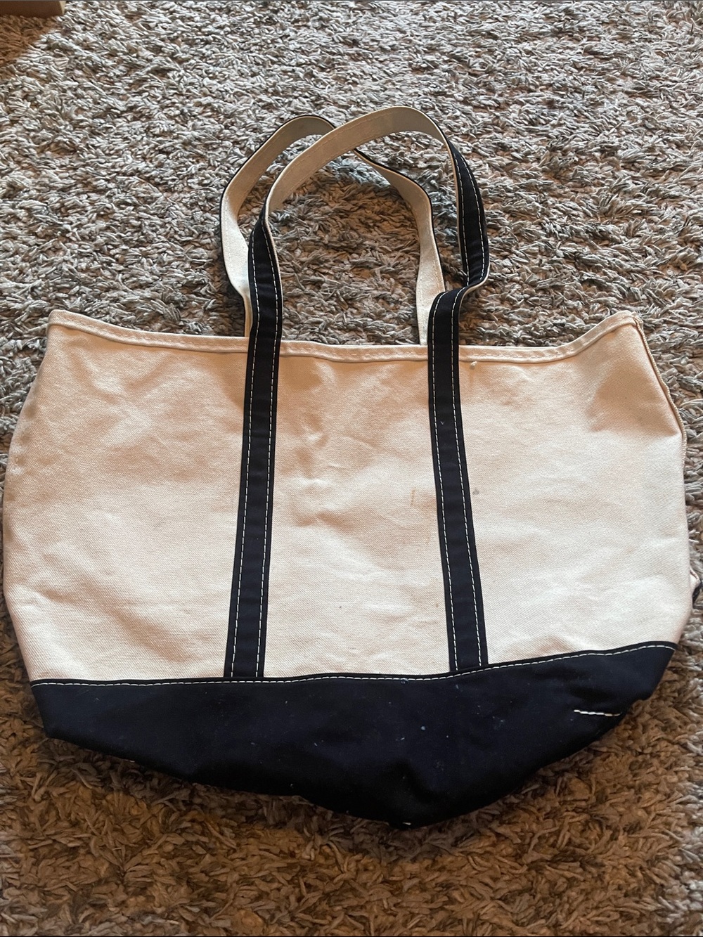 L.L BEAN LARGE BOAT AND TOTE BAG